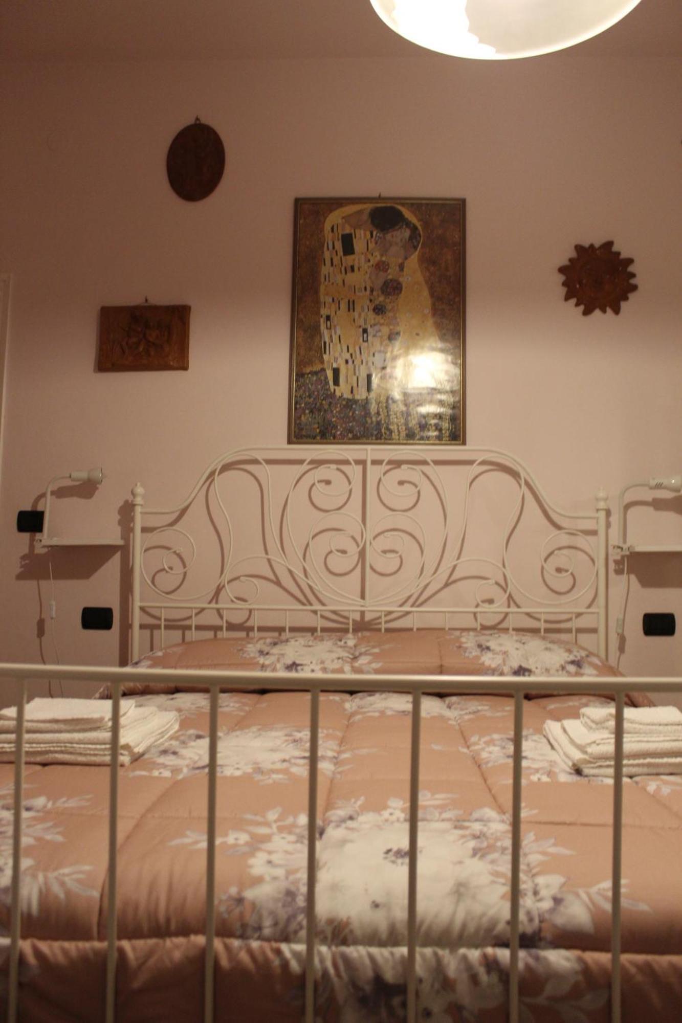 B&B Marilyn Ravenna Bagian luar foto